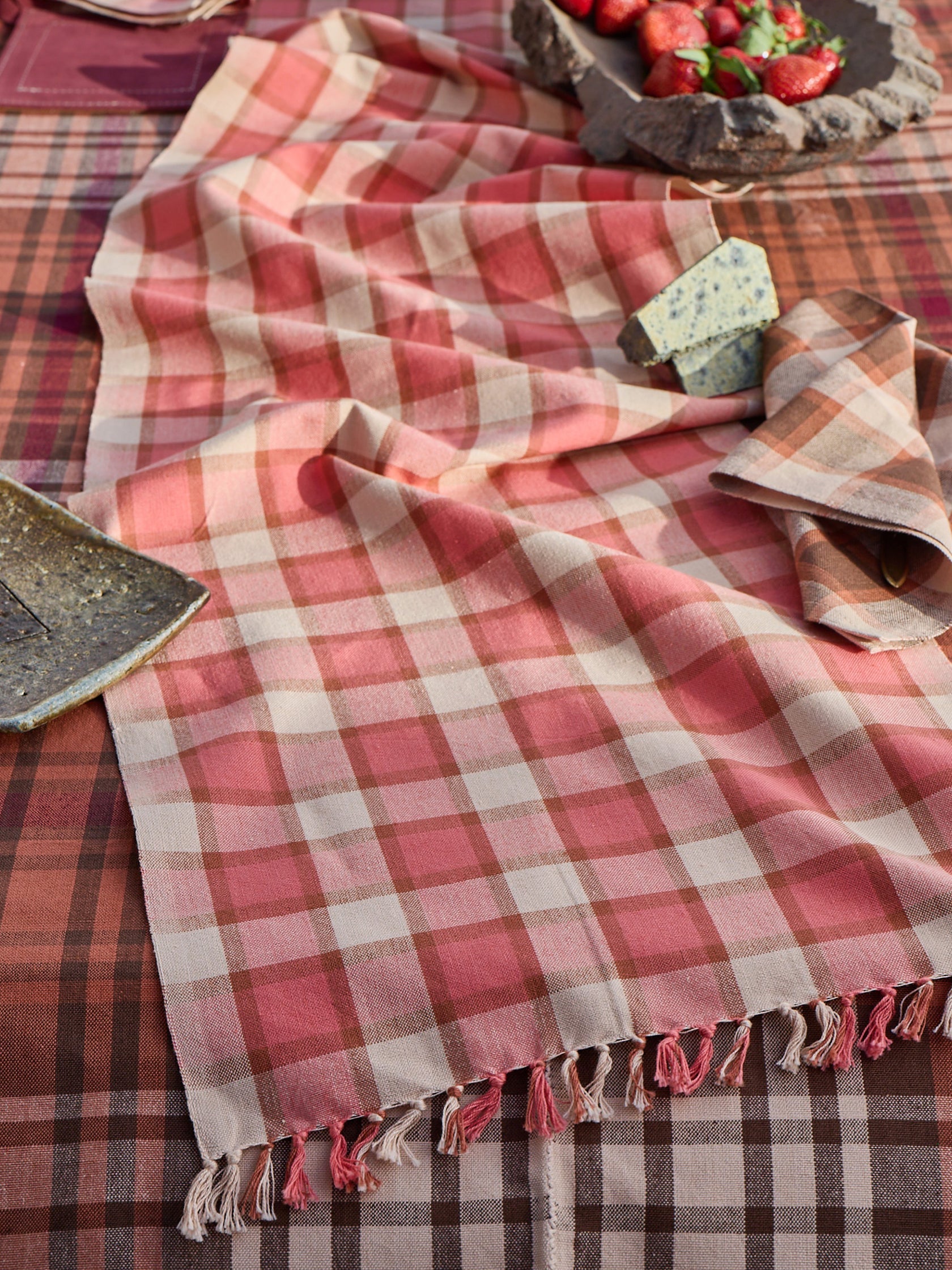 Court Plaid Table Runner, Melon