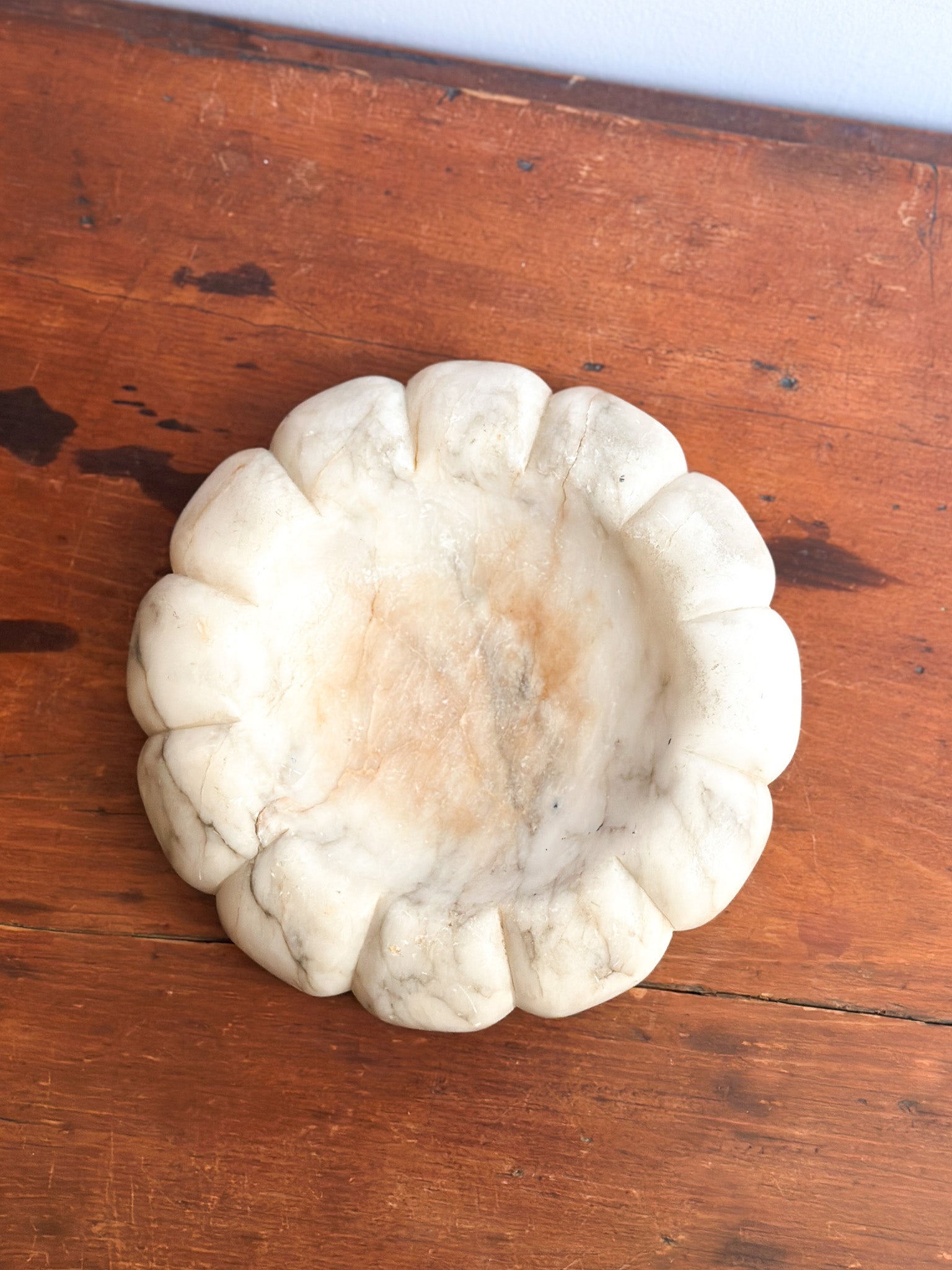 Vintage Marble Petals Catchall