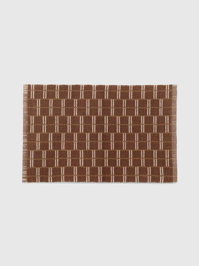 Lupe Kitchen / Bath Mat, Brown