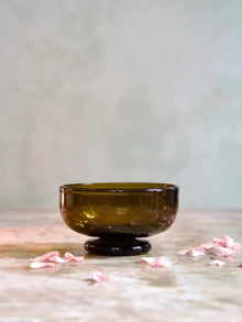 Quaker Footed Vessel