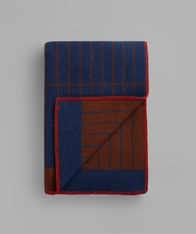 Kassett Wool Throw, Dark Blue/Reddish Brown