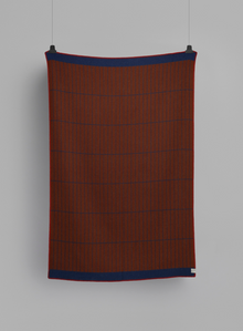 Kassett Wool Throw, Dark Blue/Reddish Brown
