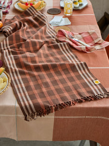 Lino Plaid Table Runner, Varnish